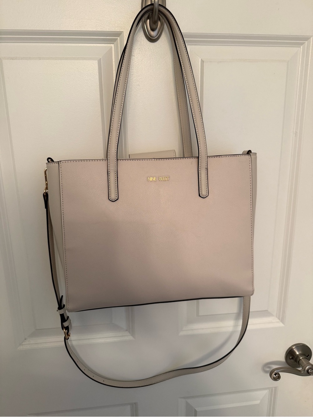 NWOT~ Nine West Light Tote with Detachable Strap